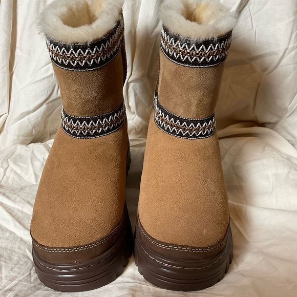 CLASSIC MINI TRAILGLAZER WMNS
"CHESTNUT" size 6 - Picture 8 of 15